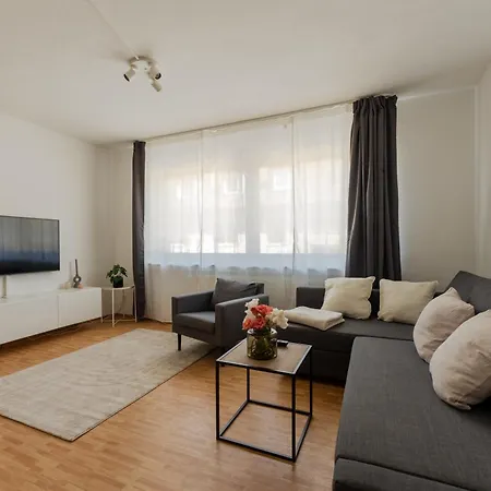 Stadtkern - Kingsize - 24h Check In - Arbeitsplatz - Nespresso - Vollausgestattet