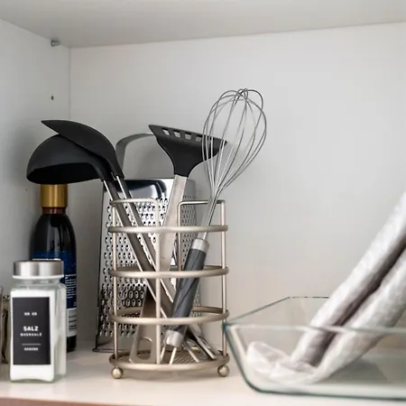 Stadtkern - Kingsize - 24h Check In - Arbeitsplatz - Nespresso - Vollausgestattet