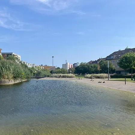 Stadtkern - Kingsize - 24h Check In - Arbeitsplatz - Nespresso - Vollausgestattet *