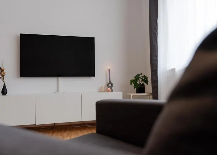 Stadtkern - Kingsize - 24h Check In - Arbeitsplatz - Nespresso - Vollausgestattet