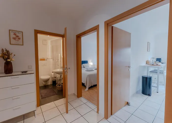 Stadtkern - Kingsize - 24h Check In - Arbeitsplatz - Nespresso - Vollausgestattet エッセン