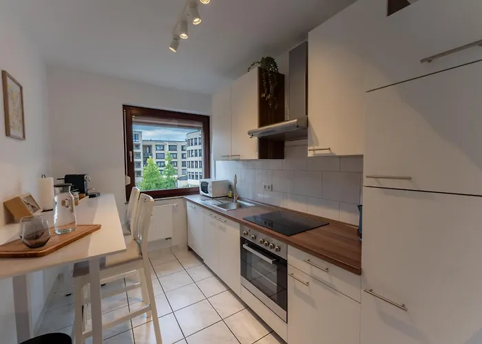 Stadtkern - Kingsize - 24h Check In - Arbeitsplatz - Nespresso - Vollausgestattet アパート *